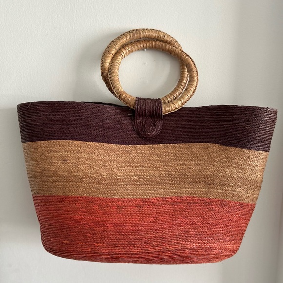 Source Unknown Handbags - Elegant Hand Woven Basket Tote